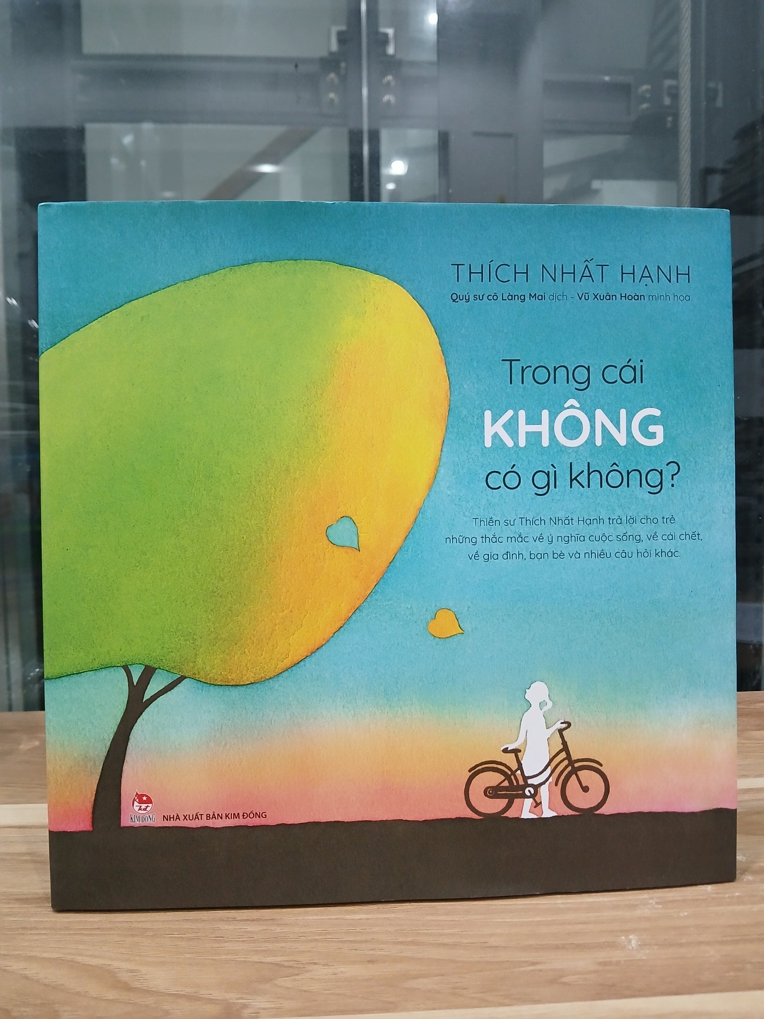 Trong cái không có gì không - Thích Nhất Hạnh
