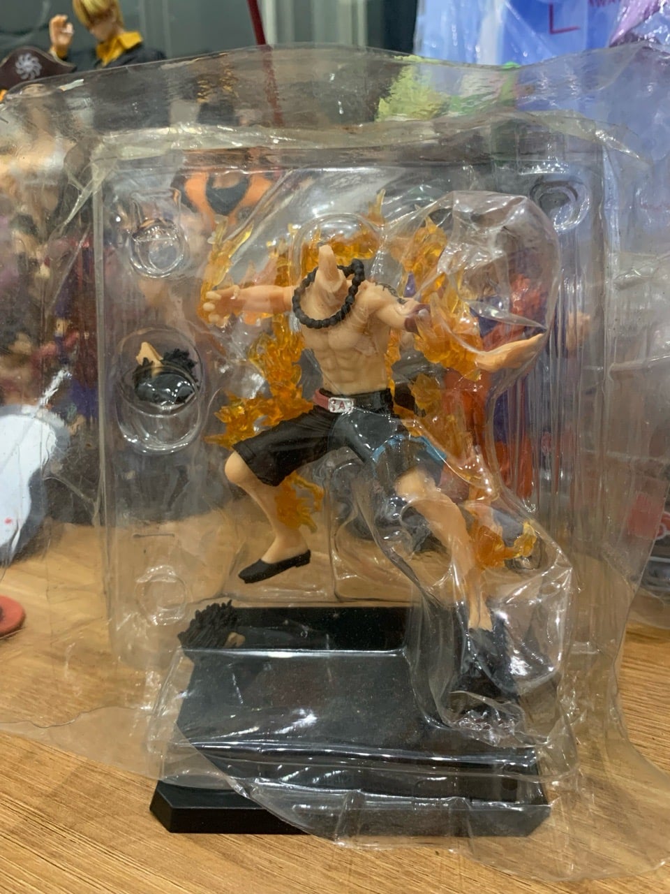 Mô hình nhân vật Portgas D. Ace Hỏa Quyền (Fire Fist) trong One Piece - Cao 15cm