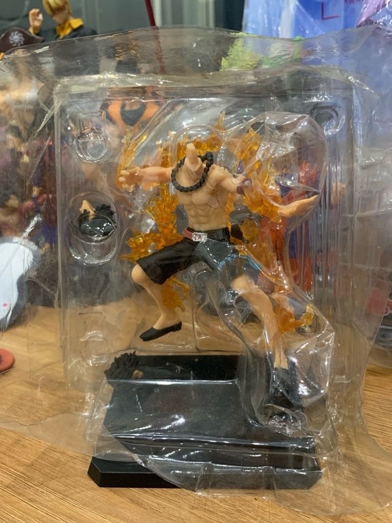 Mô hình nhân vật Portgas D. Ace Hỏa Quyền (Fire Fist) trong One Piece - Cao 15cm