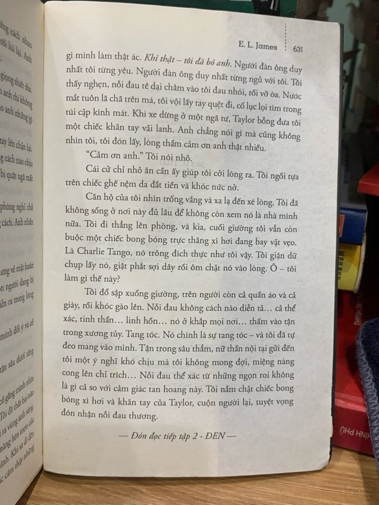 Năm mươi sắc thái Xám -E L James - Ảnh thực tế 5
