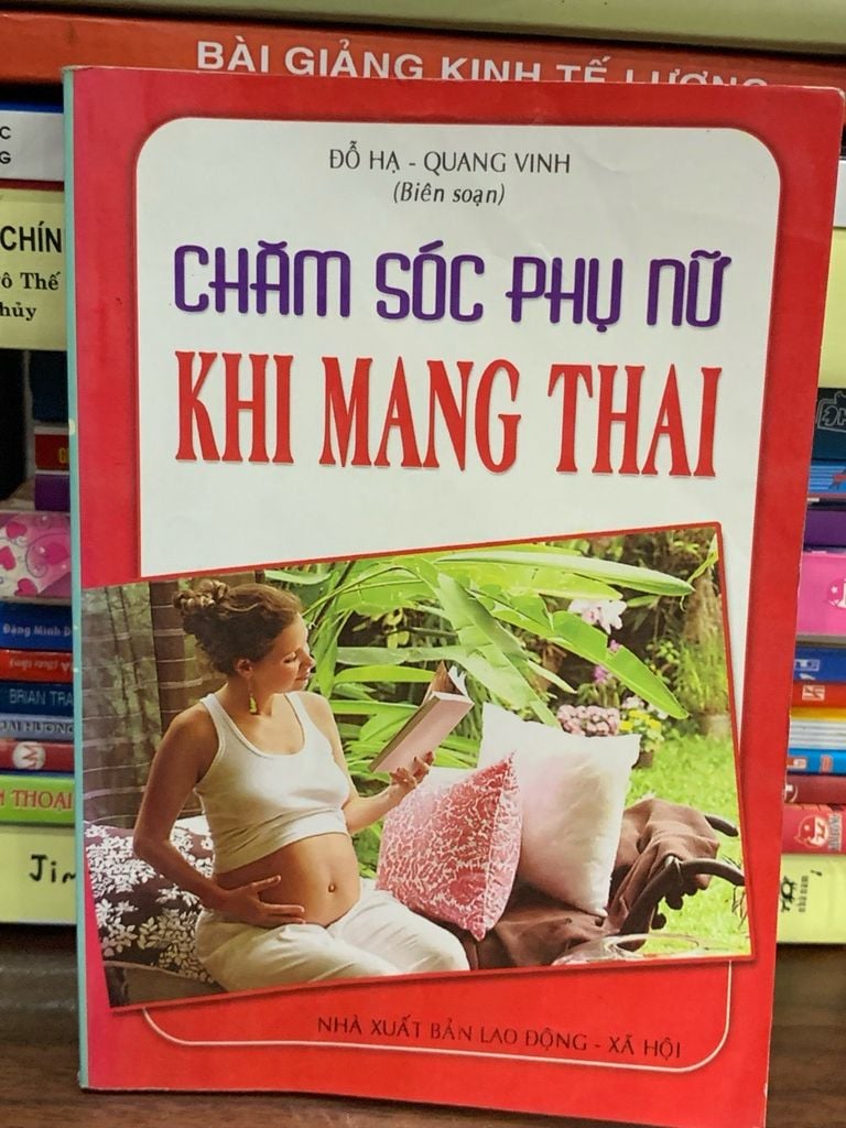 Chăm sóc phụ nữ khi mang thai- Đỗ Hạ, Quang Vinh - Ảnh chụp thực tế