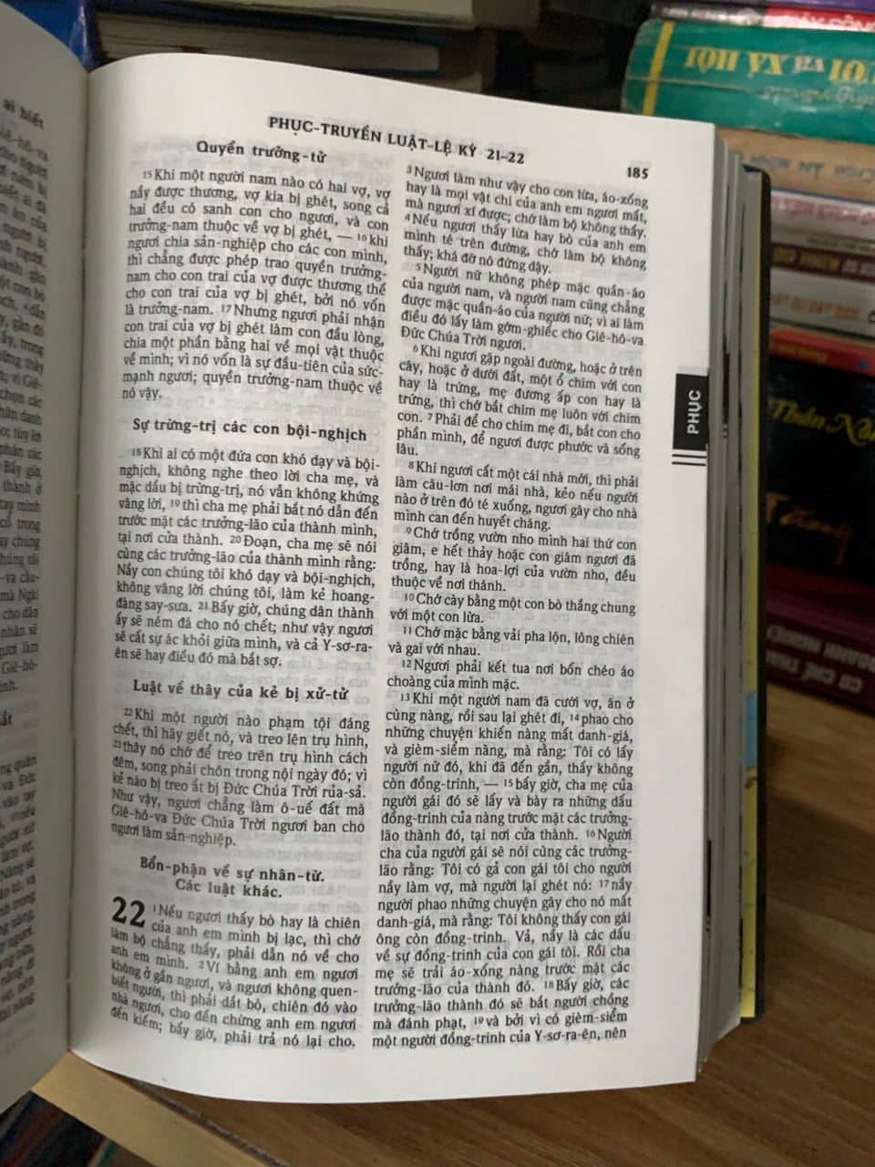 Kinh thánh cựu ước và tân ước -NXB Tôn giáo