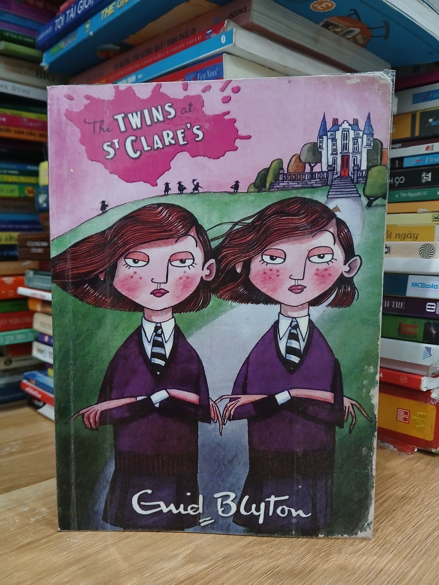 The Twins at St Clare's- Guid Blyton