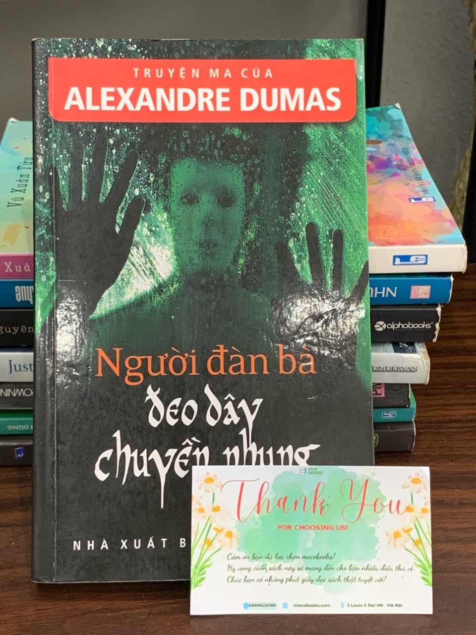 Ảnh sách Người đàn bà đeo dây chuyền nhung-Alexandre Dumas