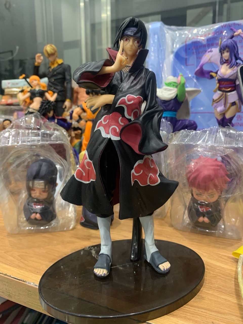 Mô hình Itachi Uchiha Akatsuki trong Naruto Shippuden, cao 25cm
