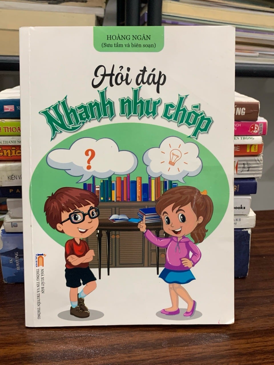 Hỏi- đáp nhanh như chớp- Hoàng Ngân