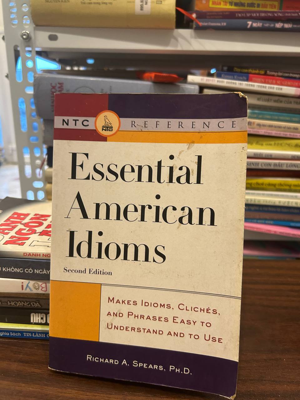 Essential American Idioms - NTC Publishing Group