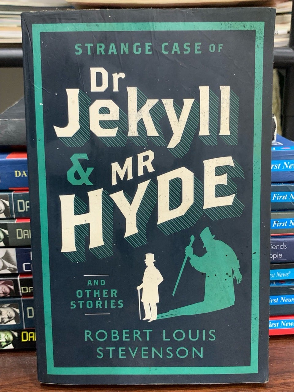 Strange Case of Dr Jekyll & Mr Hyde — Robert Louis Stevenson
