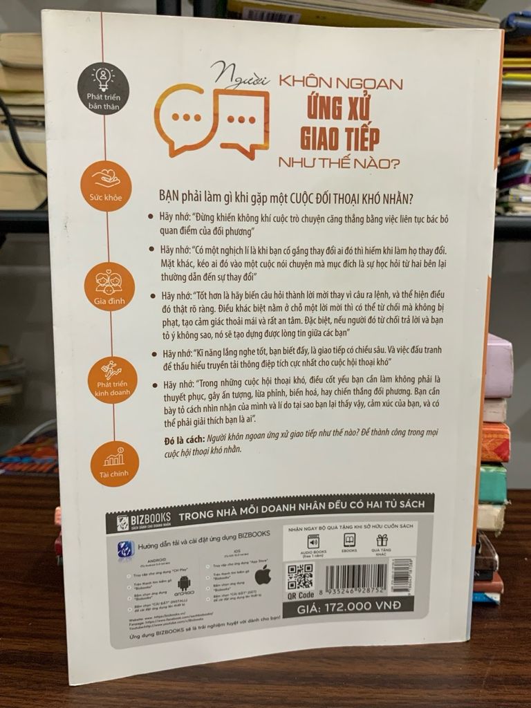 Người khôn ngoan ứng xử giao tiếp như thế nào? – Douglas Stone, Bruce Patton, Sheila Heen - Ảnh chụp thực tế