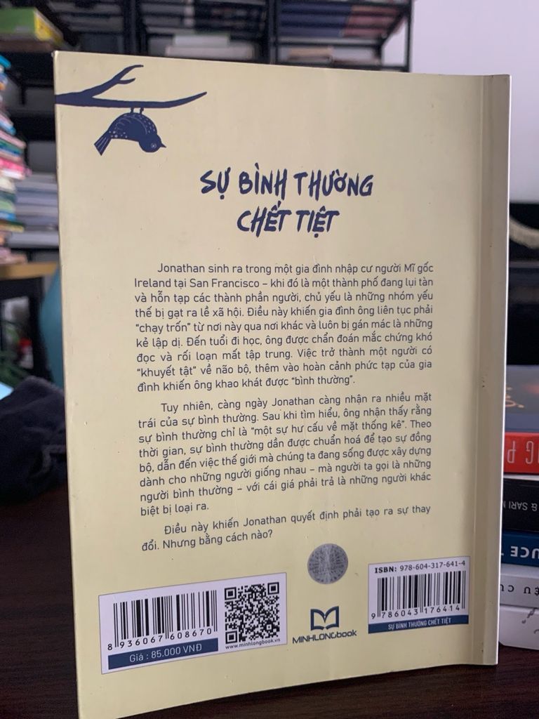 Sự bình thường chết tiệt -Jonathan Mooney - Ảnh thực tế 5