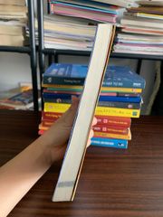 Cân bằng cảm xúc cả lúc bão giông – Richard Nicholls - ảnh 3