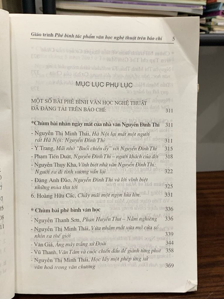 Phê bình tác phẩm văn học & Nghệ thuật trên báo chí — Nguyễn Thị Minh Thái - Ảnh thực tế 4