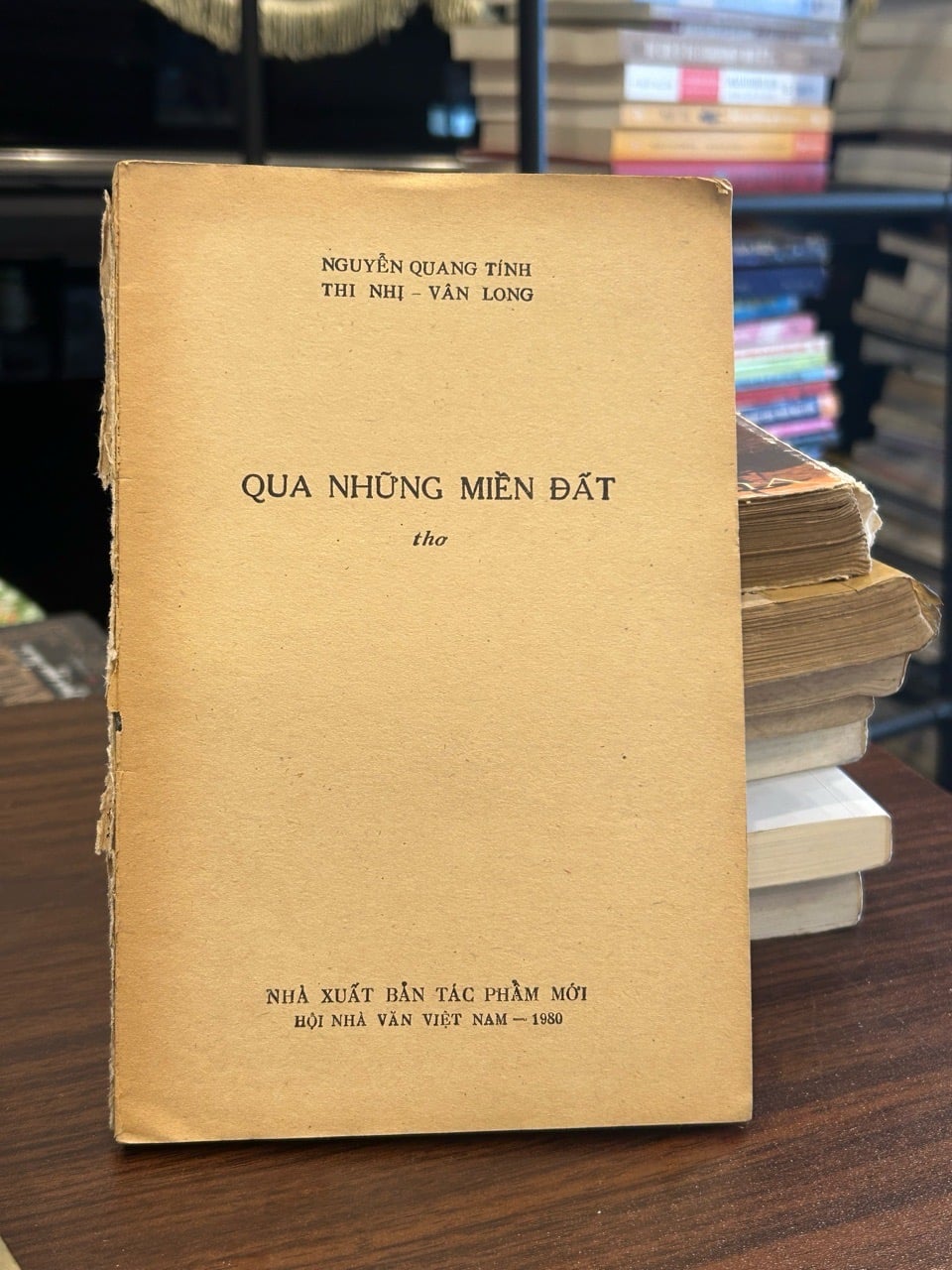 Qua những miền đất- Nguyễn Quang Tính, Thi Nhị, Vân Long