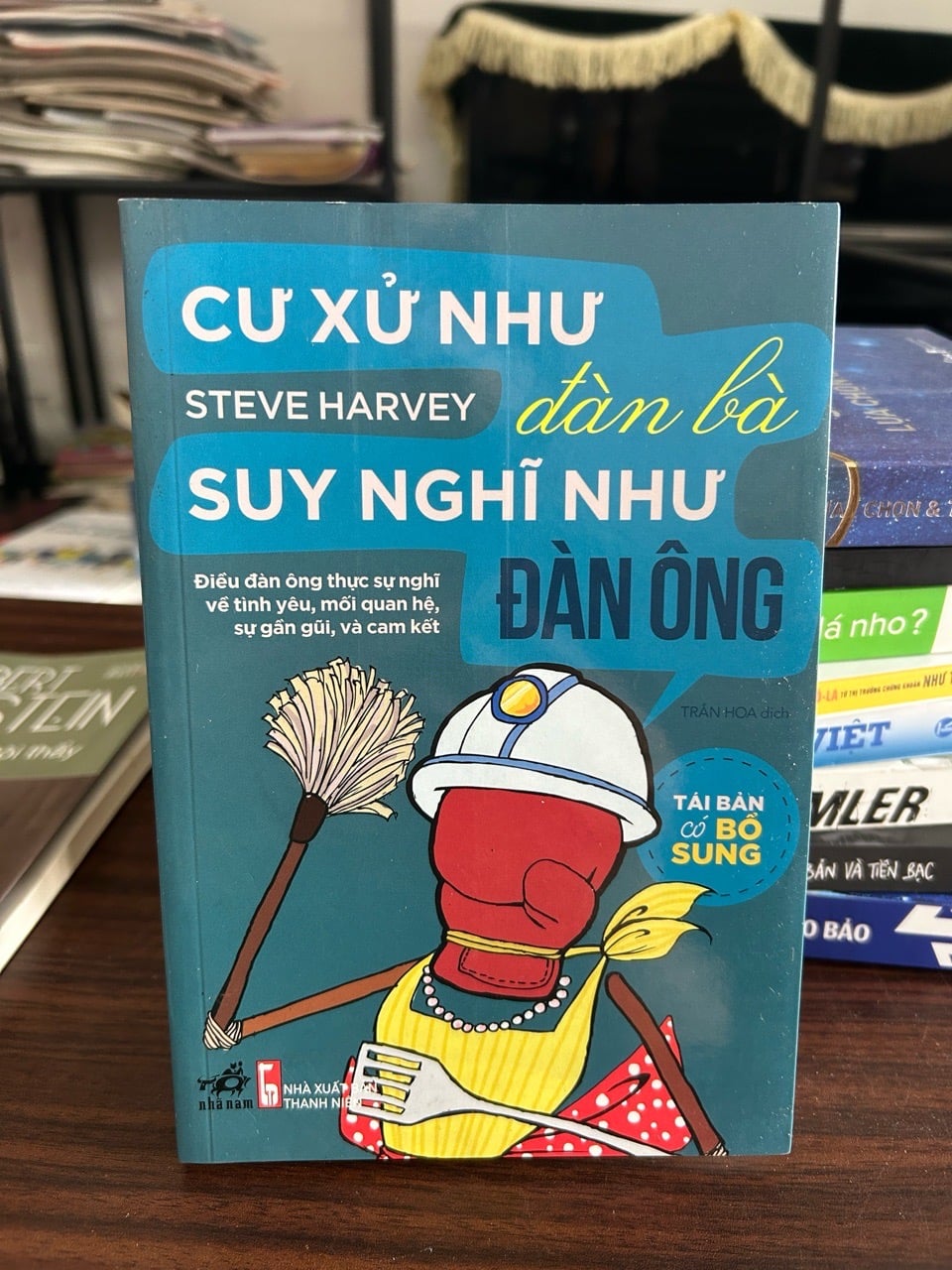 Cư xử như đàn bà suy nghĩ như đàn ông- Steve Harvey