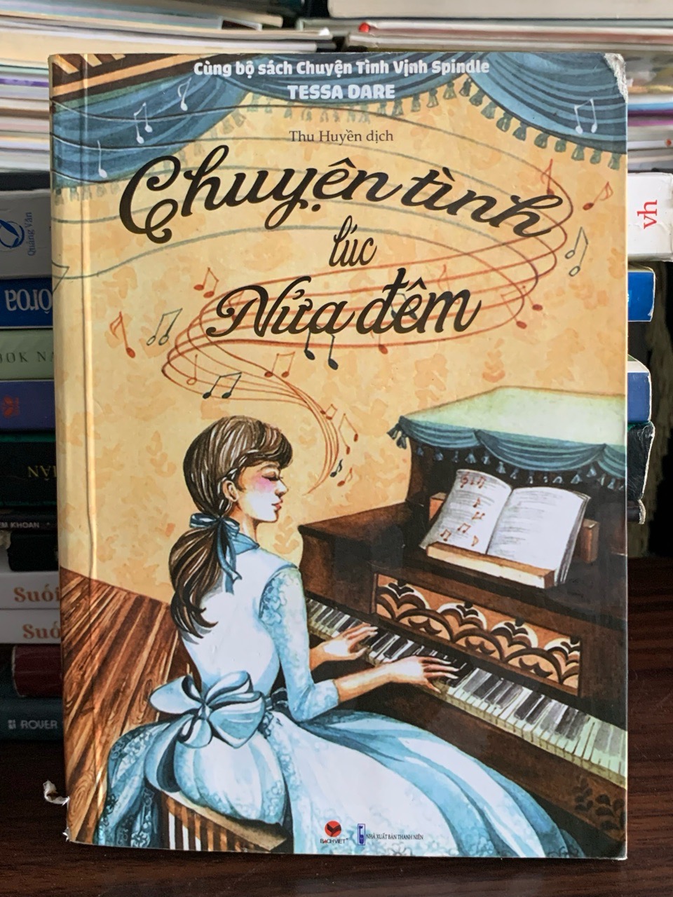 Chuyện tình lúc nửa đêm – Tessa Dare (dịch giả: Thu Huyền)
