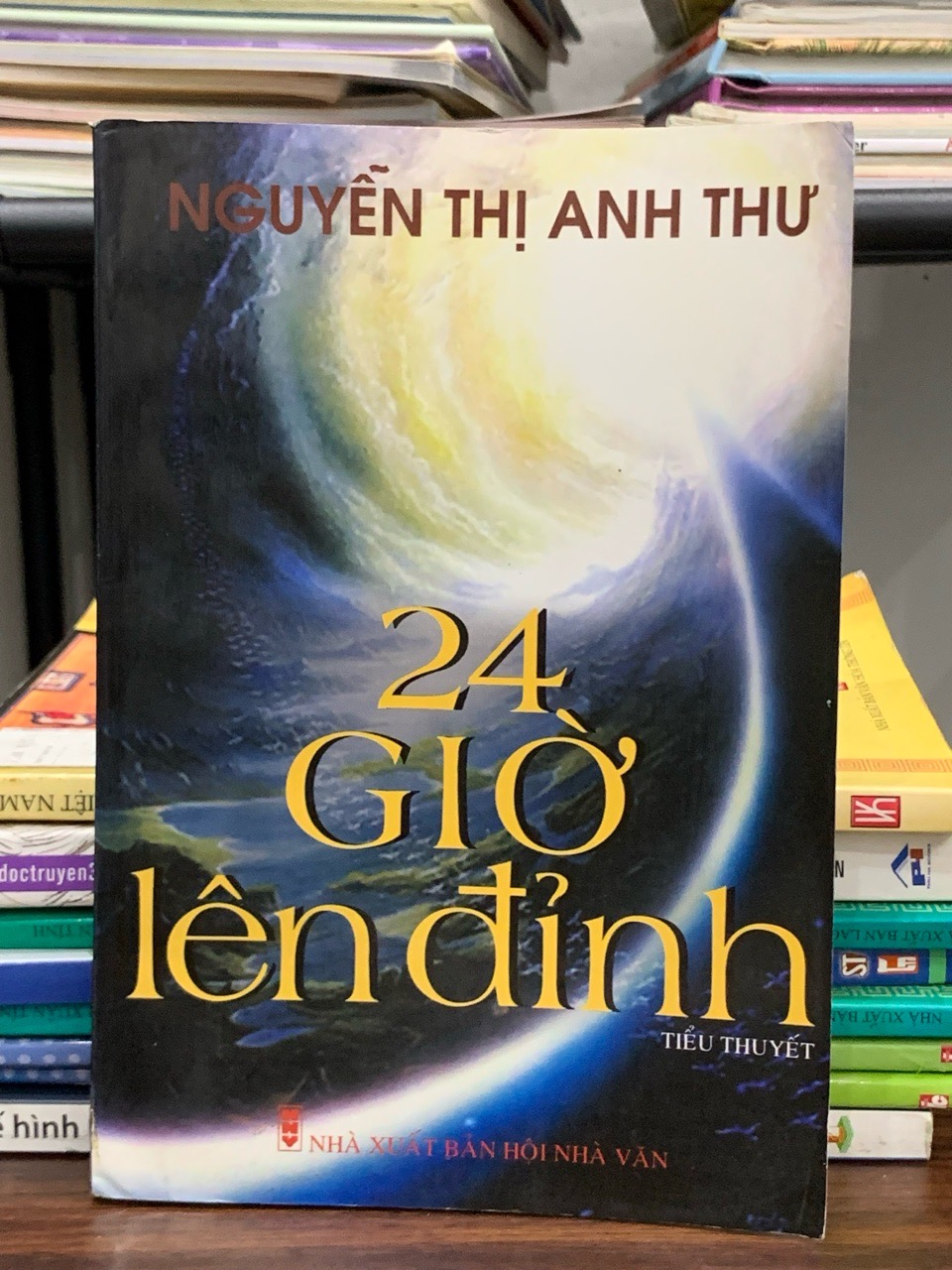 24 giờ lên đỉnh – Nguyễn Thị Anh Thư