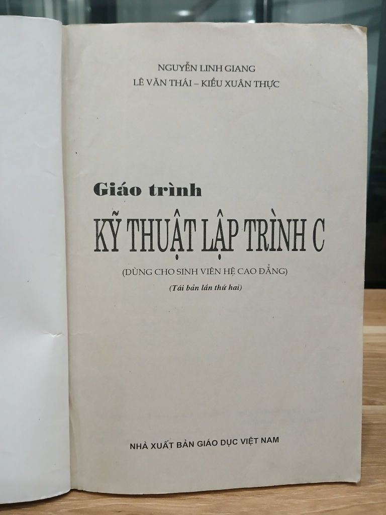 Giáo trình Kỹ thuật lập trình C – Chủ biên: Nguyễn Linh Giang - Ảnh thực tế 5