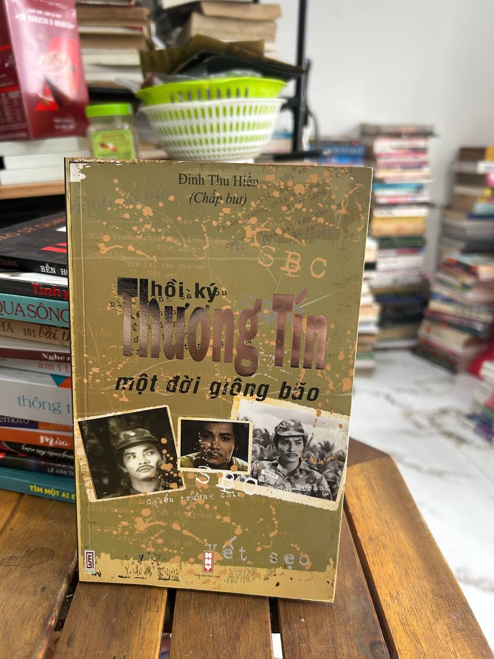 Hồi Ký Thương Tín - Đinh Thu Hiền (Chấp bút) - Đinh Thu Hiền (Chấp bút)