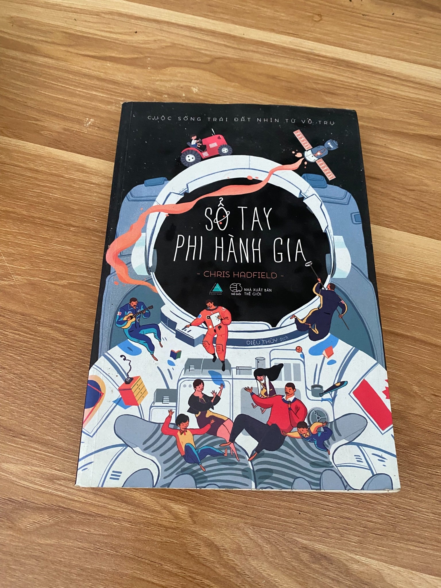 Sổ Tay Phi Hành Gia - Chris Hadfield