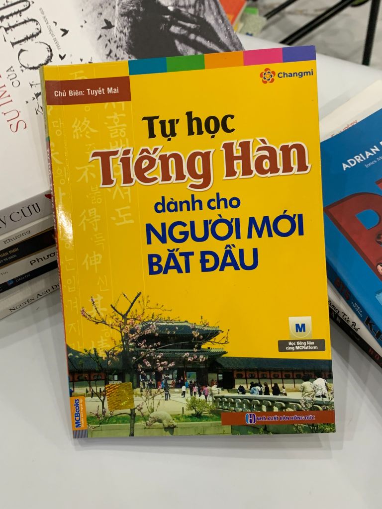 Tự Học Tiếng Hàn Dành Cho Người Mới Bắt Đầu - Tuyết Mai (Chủ biên) - Ảnh thực tế 9