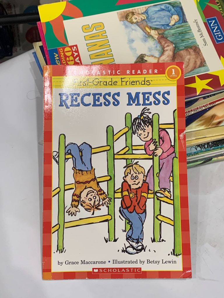 First-Grade Friends: Recess Mess – Grace Maccarone - Ảnh thực tế 3