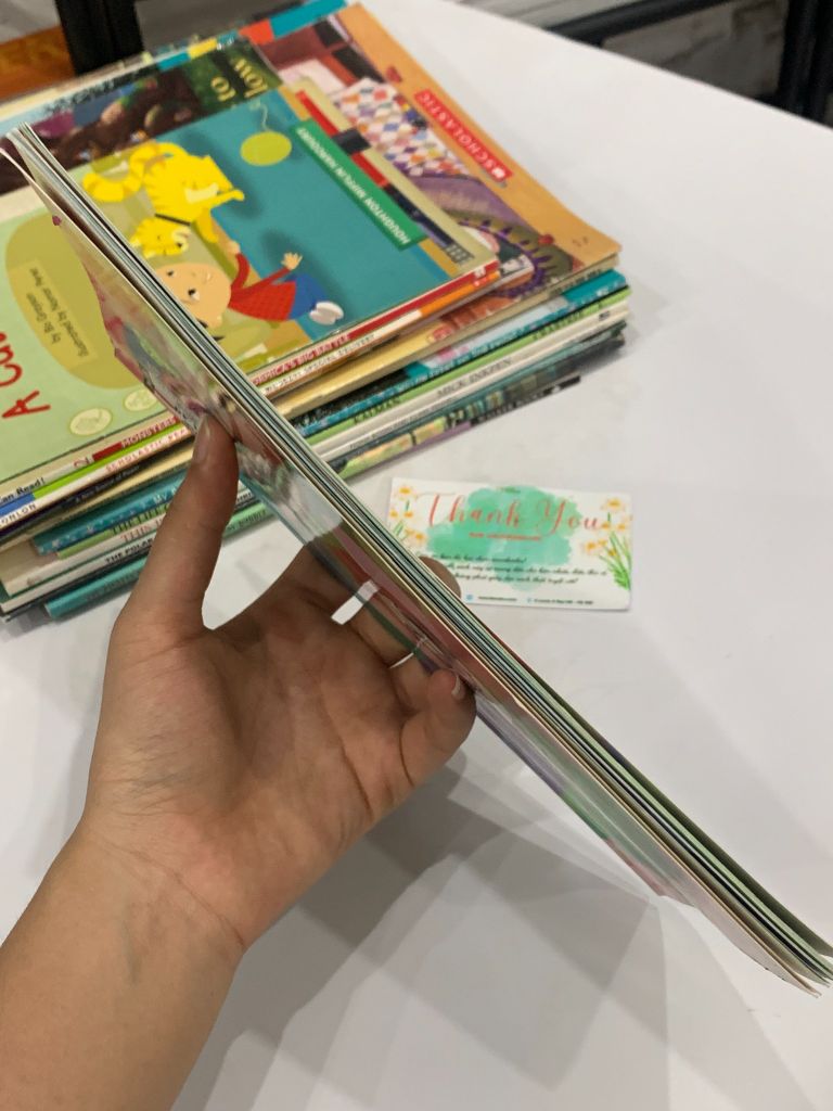 Littlest Pet Shop: Littlest Red Riding Hood – Scholastic - Ảnh thực tế 6