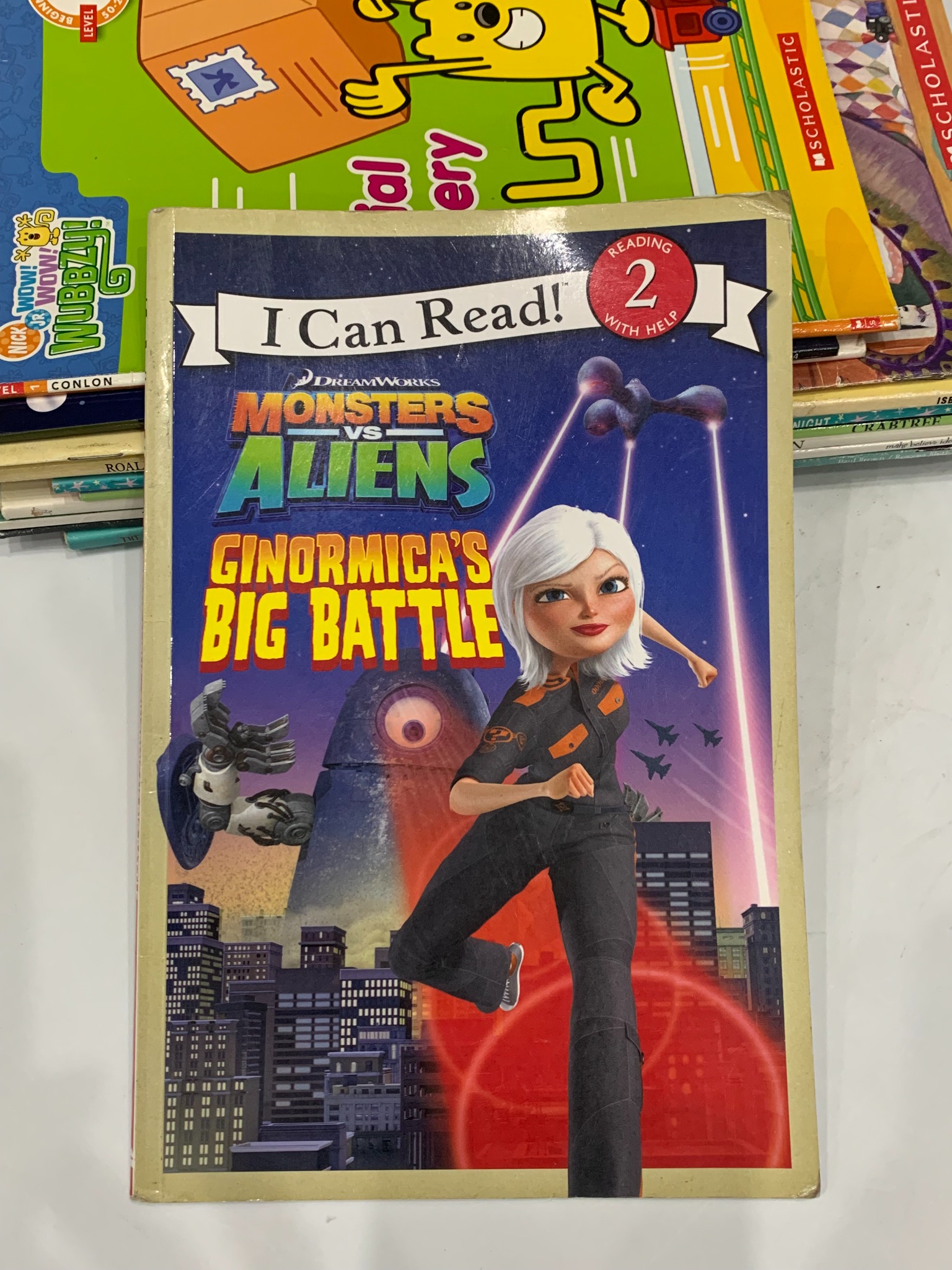 I Can Read: Monsters vs. Aliens - Ginormica's Big Battle – DreamWorks