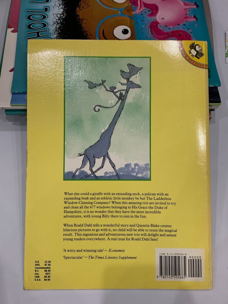The Giraffe and the Pelly and Me – Roald Dahl - Ảnh thực tế 3