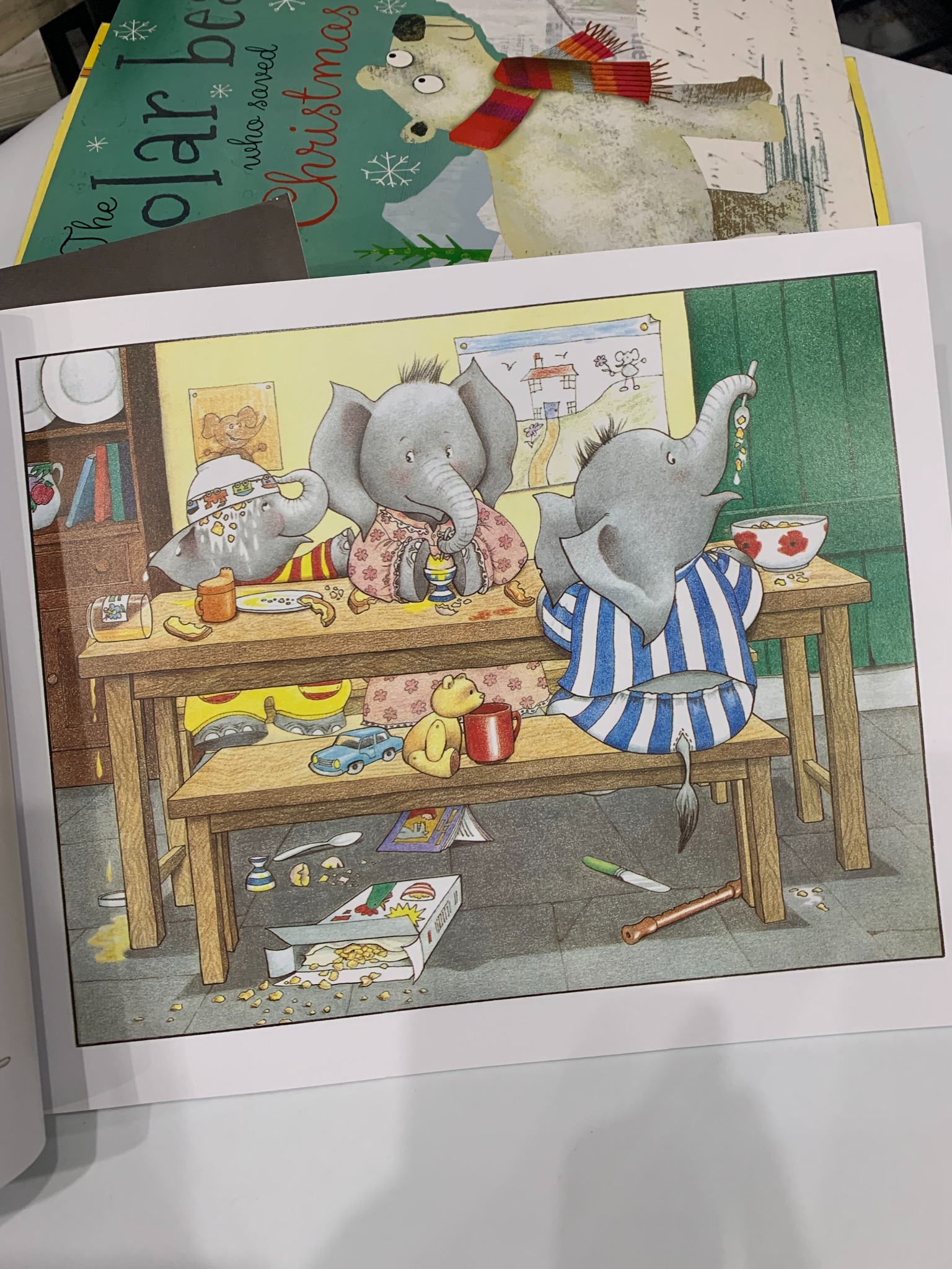 The Large Family: Five Minutes' Peace – Jill Murphy