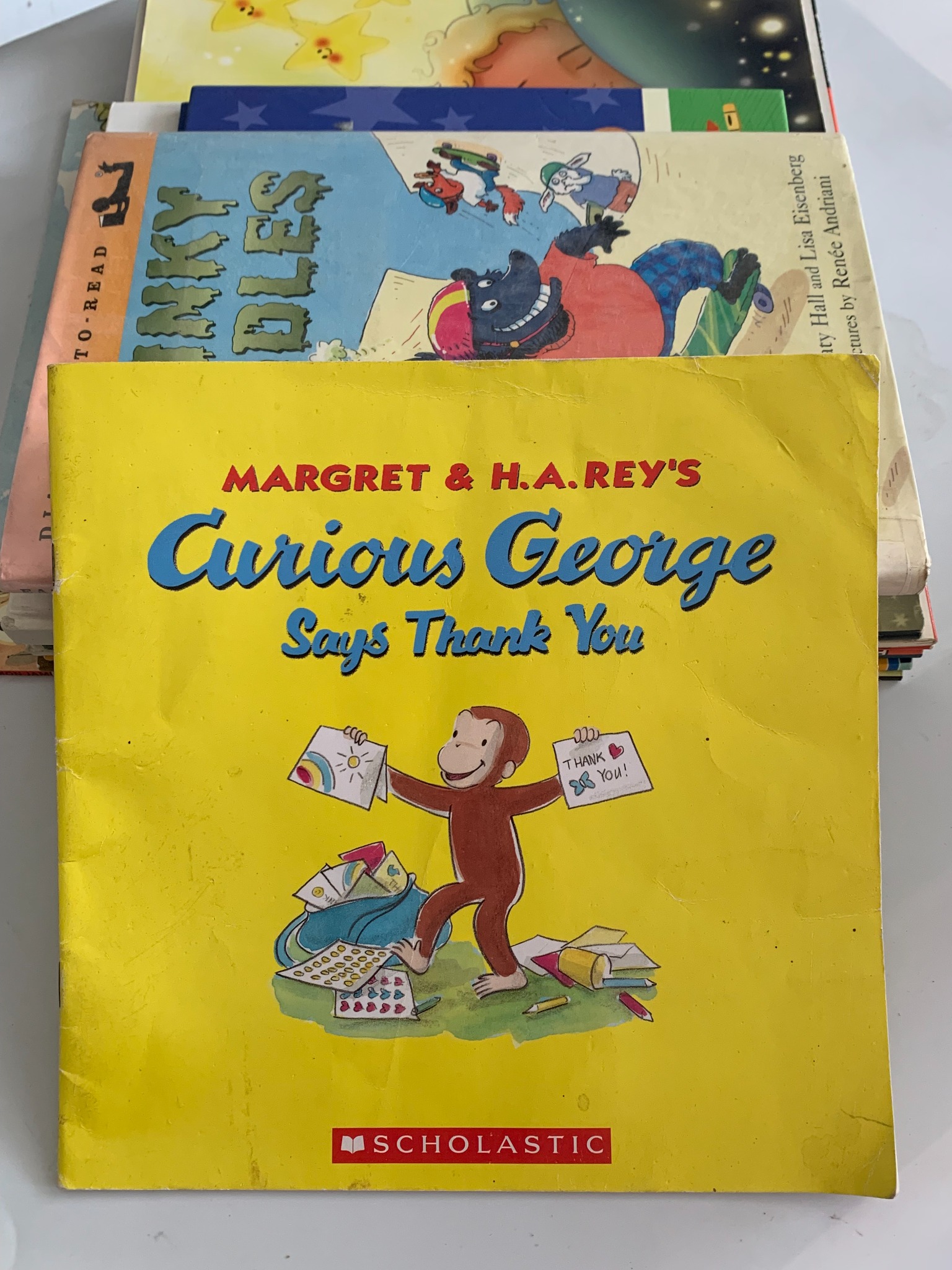 Curious George Says Thank You – Margret & H.A. Rey - ảnh 3
