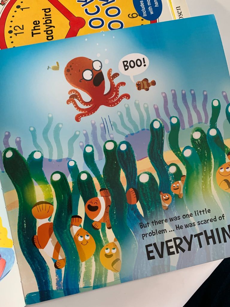 The Mighty Splash! – Lloyd James & Barbara Bakos - Ảnh thực tế 5