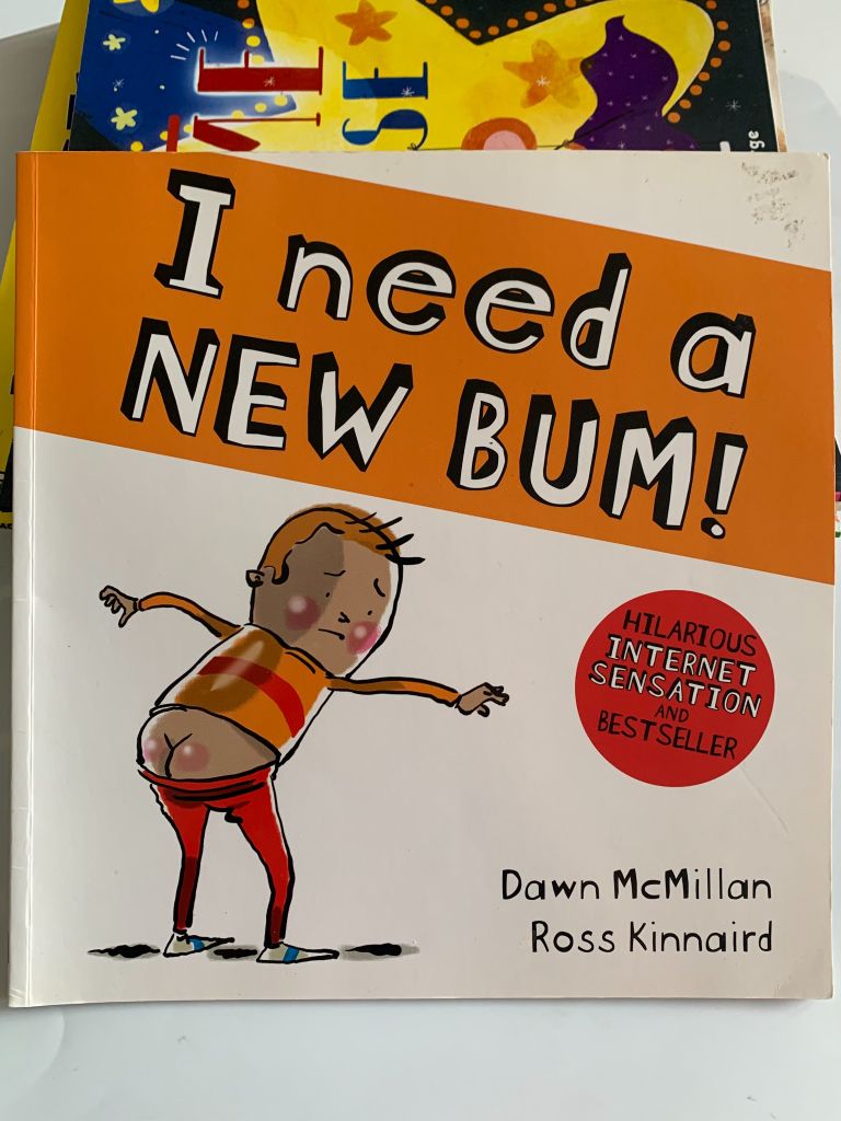 I Need a New Bum! – Dawn McMillan & Ross Kinnaird - Ảnh chụp thực tế