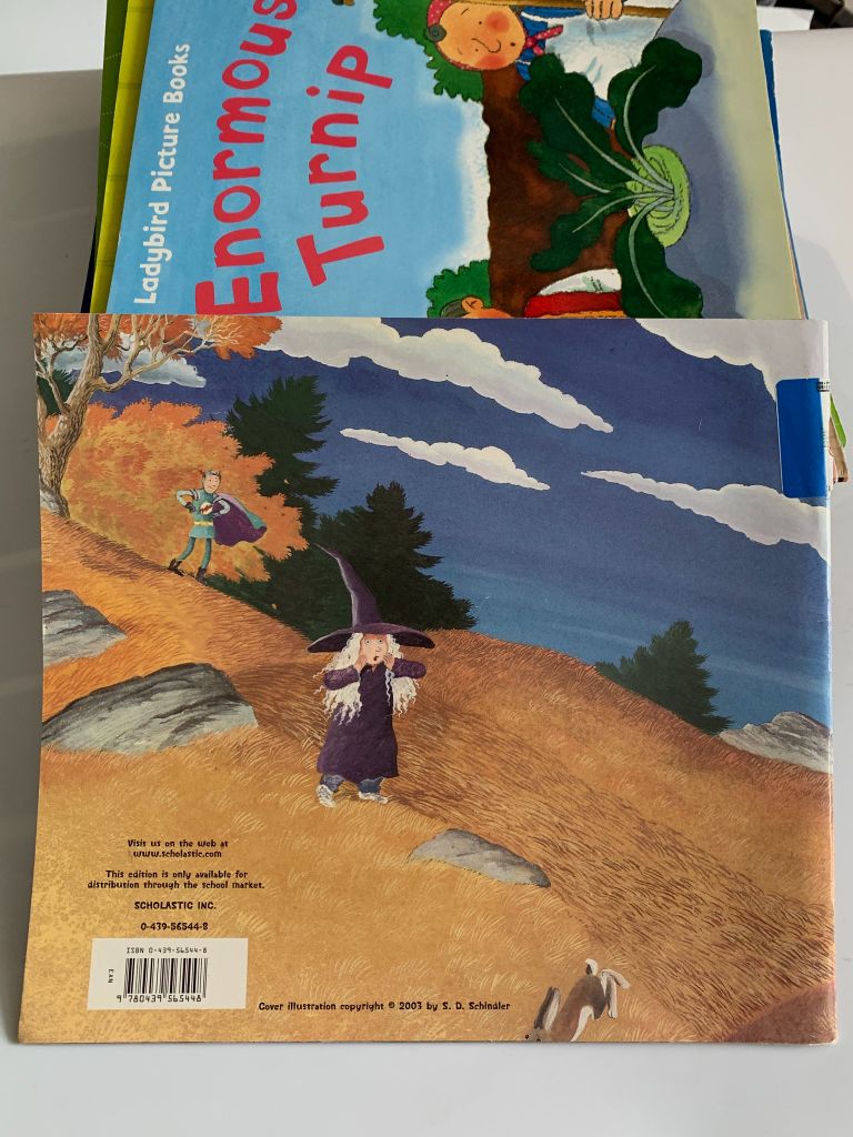 The Runaway Pumpkin – Kevin Lewis - Ảnh thực tế 3