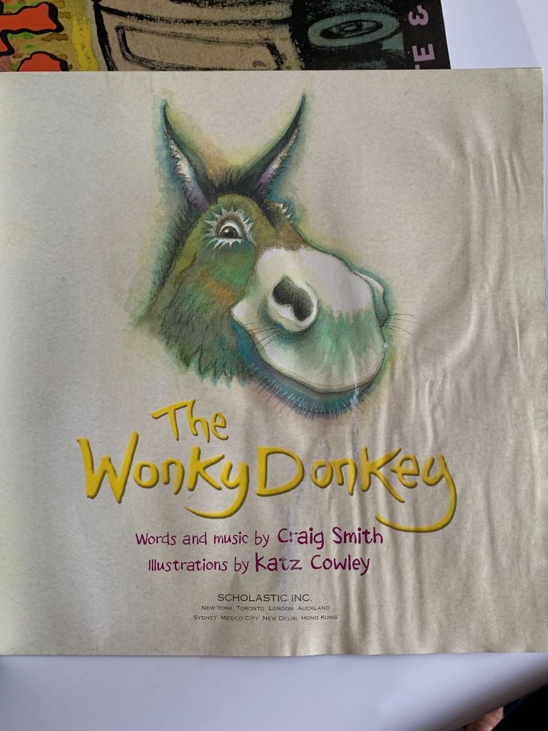 The Wonky Donkey – Craig Smith - Ảnh thực tế 4