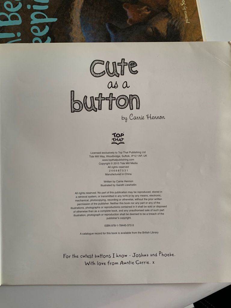 Cute as a Button – Carrie Hennon - Ảnh thực tế 5