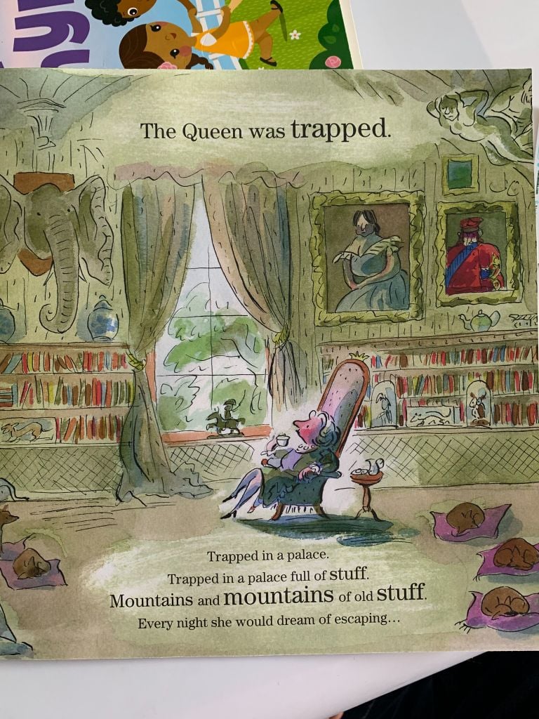 The Queen's Orang-utan – David Walliams - Ảnh thực tế 7