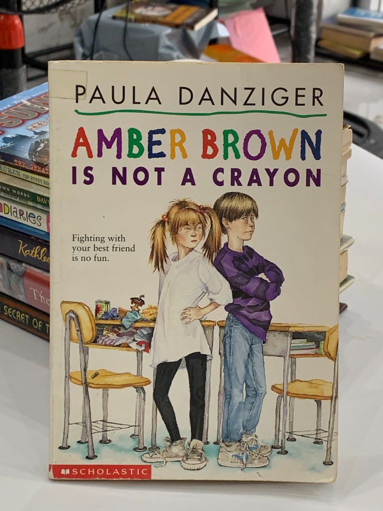 Amber Brown is Not a Crayon – Paula Danziger - Ảnh chụp thực tế