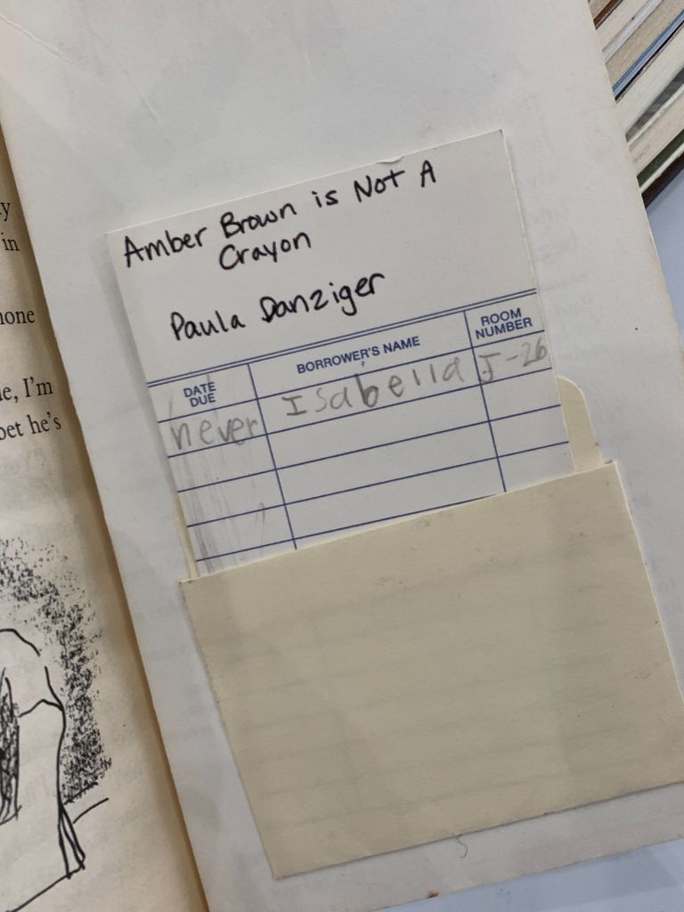 Amber Brown is Not a Crayon – Paula Danziger - Ảnh thực tế 6