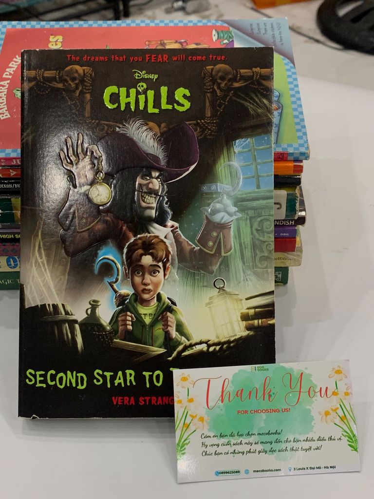 Disney Chills: Second Star to the Fright – Vera Strange - Ảnh thực tế 1