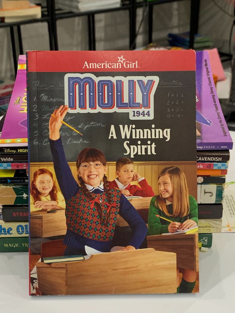 American Girl: Molly - A Winning Spirit – Valerie Tripp - Ảnh chụp thực tế