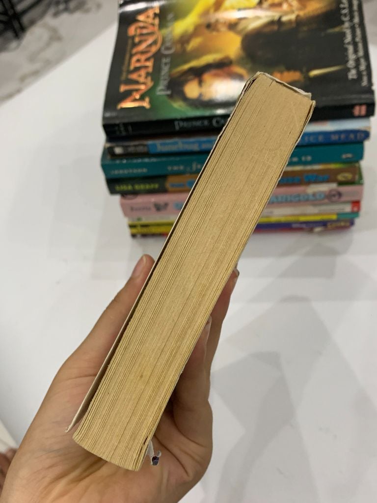 Harry Potter and the Sorcerer's Stone – J.K. Rowling - Ảnh thực tế 5