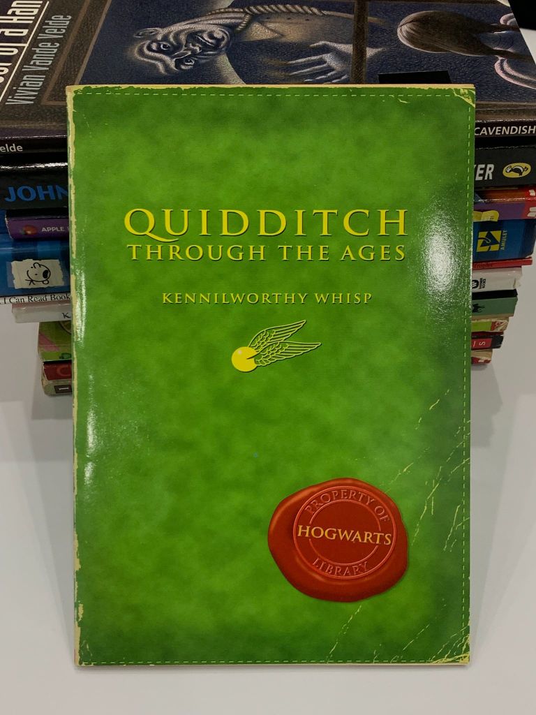 Quidditch Through the Ages – Kennilworthy Whisp - Ảnh chụp thực tế