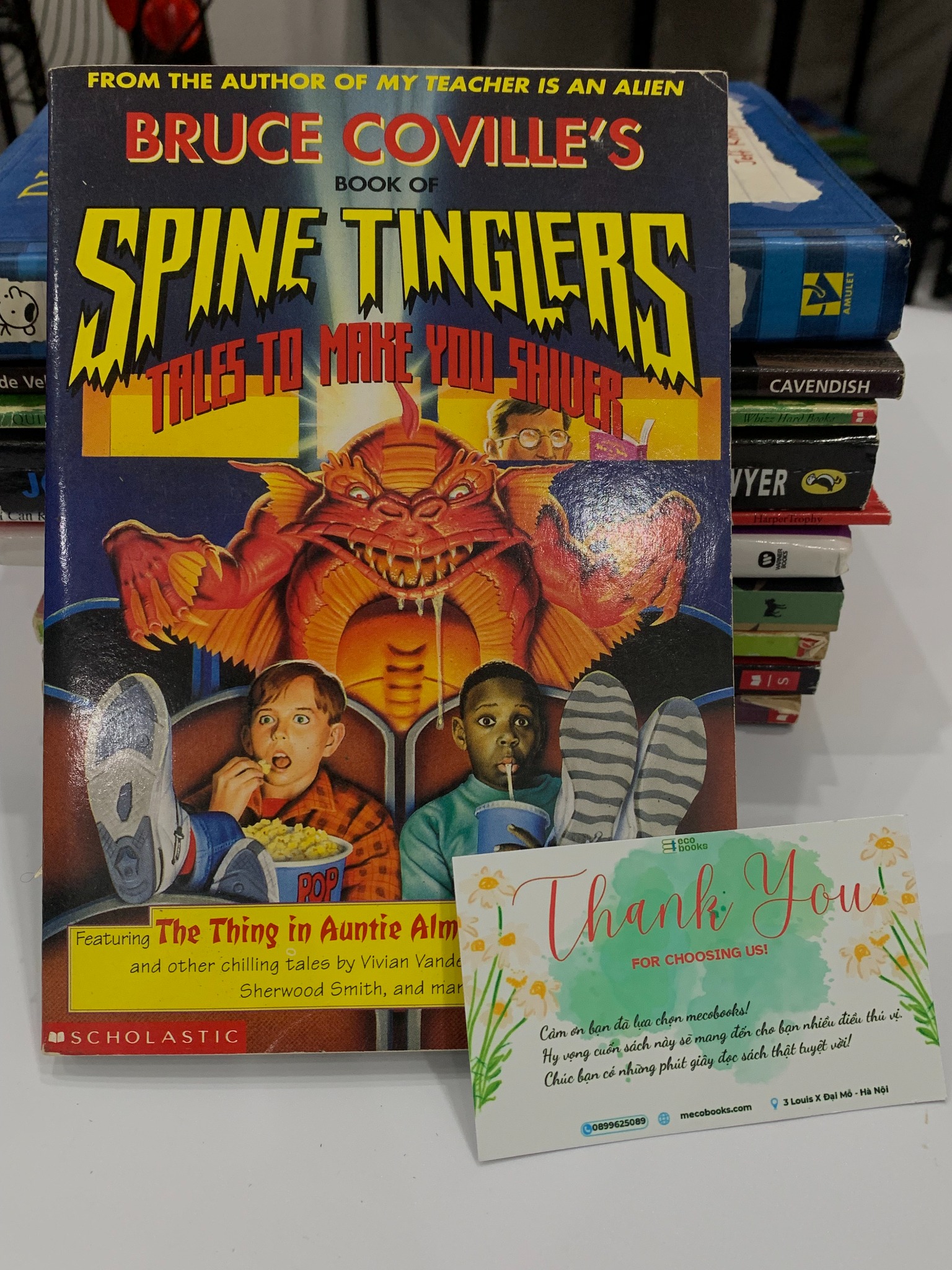 Bruce Coville’s Book of Spine Tinglers: Tales to Make You Shiver – Bruce Coville và nhiều tác giả khác
