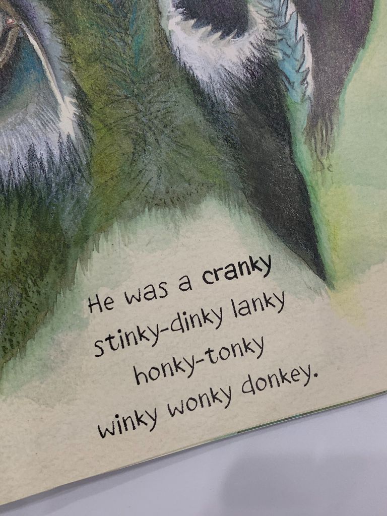 The Wonky Donkey – Craig Smith - Ảnh thực tế 9