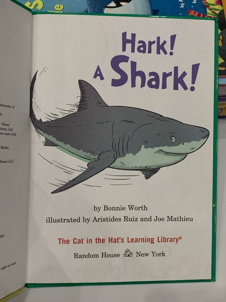 Hark! A Shark!: All About Sharks – Bonnie Worth - Ảnh thực tế 4