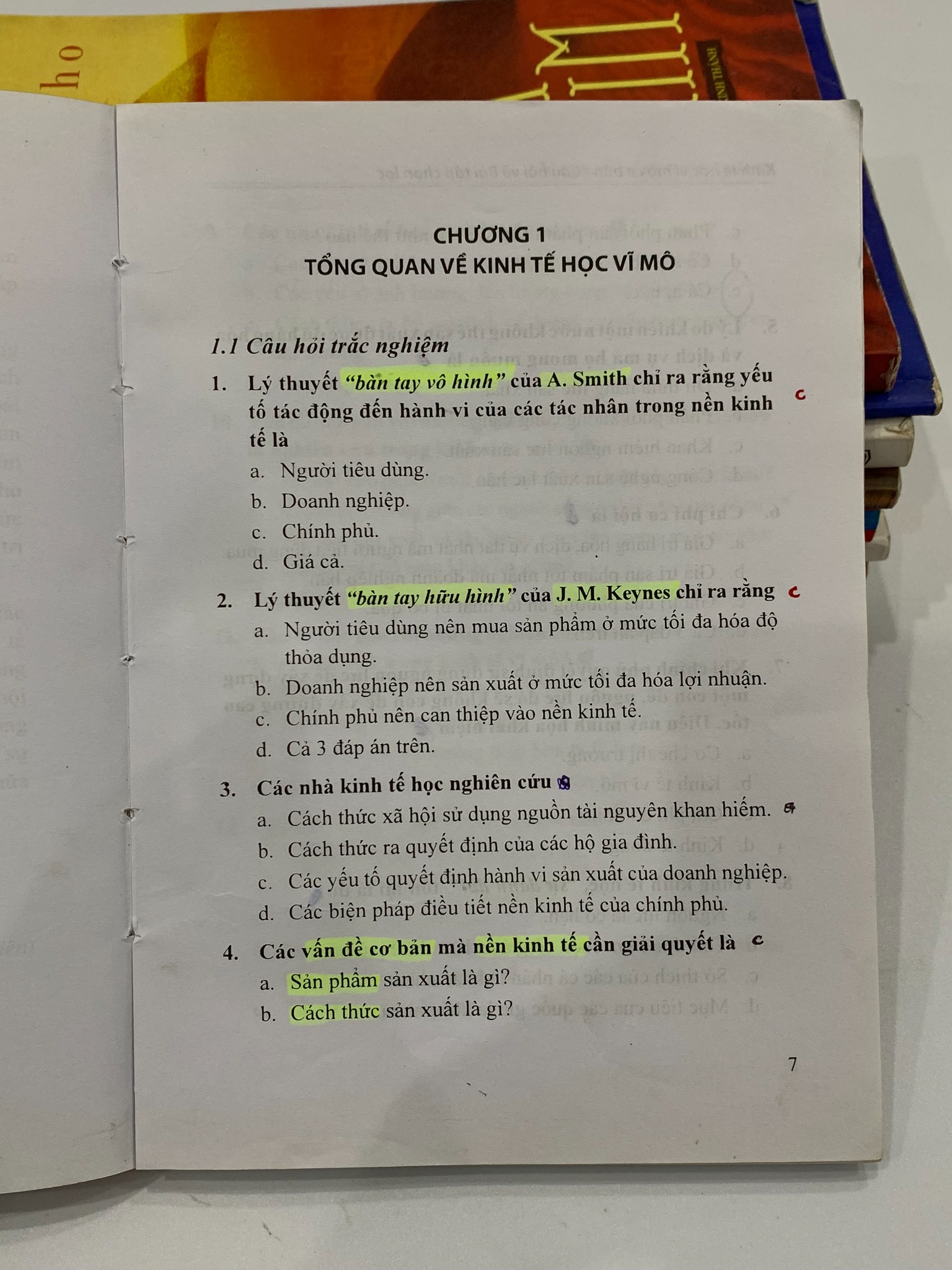 Kinh tế học vĩ mô cơ bản – Nhiều tác giả
