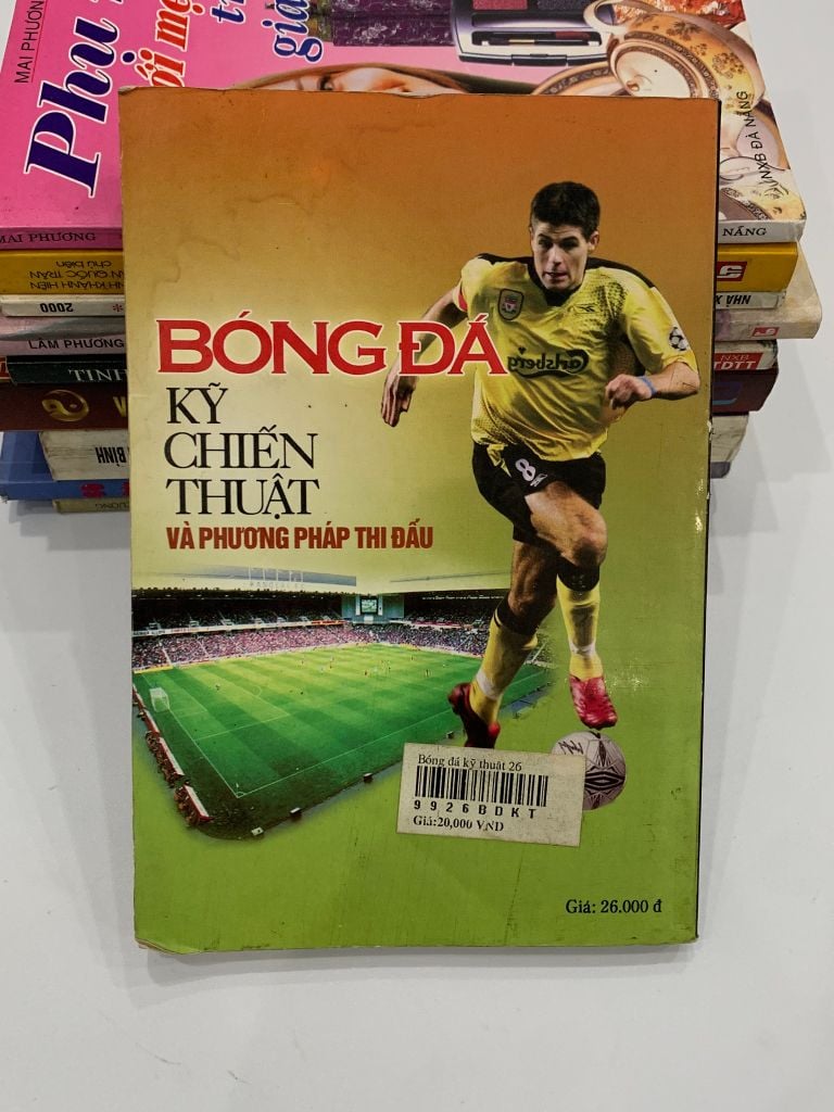 Bóng đá & Kỹ chiến thuật áp dụng trong thi đấu – Quang Dũng - Ảnh thực tế 3