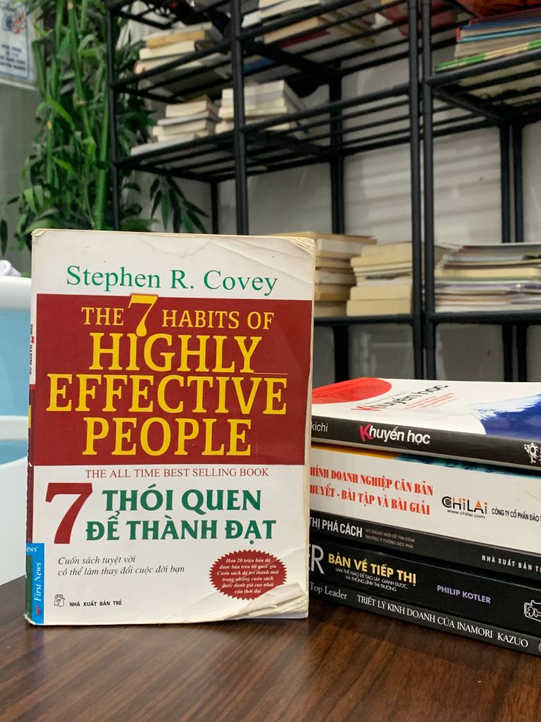 7 Thói quen để thành đạt – Stephen R. Covey - Ảnh chụp thực tế
