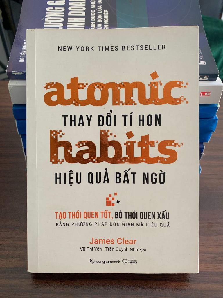 Atomic Habits – James Clear - Ảnh chụp thực tế