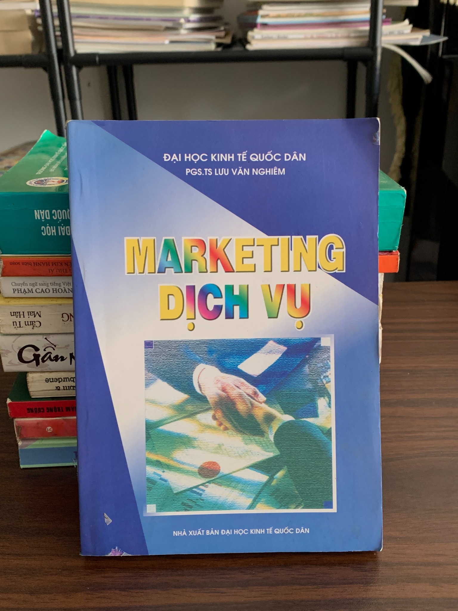 Marketing Dịch Vụ – NXB Kinh tế Quốc dân - ảnh 2